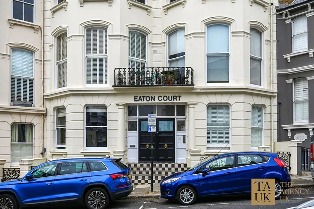 Eaton Court 29-31 Eaton Place, Brighton BN2 1EG