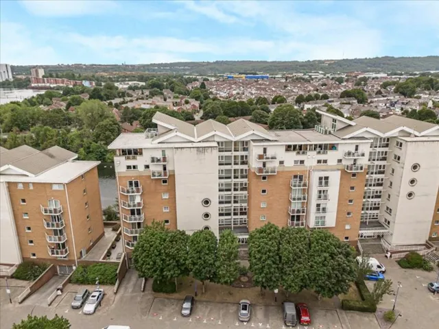145 Penstone Court, Cardiff CF10 5NP