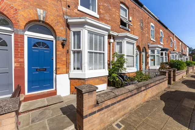 20 Somerset Place, Sale M33 6HW