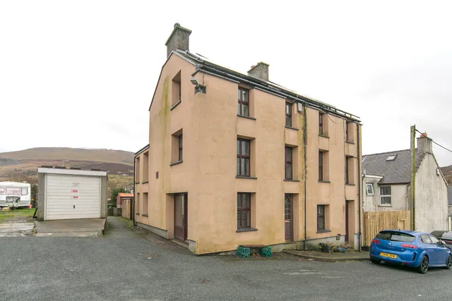 Marian House back of new Street, Caernarfon LL55 3HT