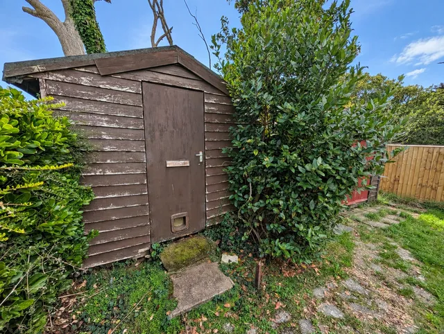 21 Hilton Road, Cowes PO31 8JB