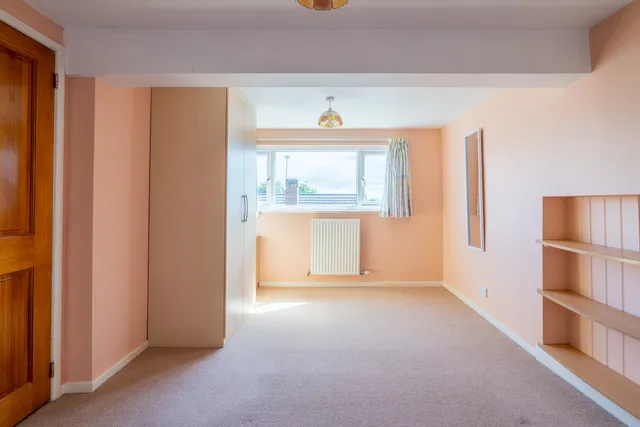 30 Hazelwood Close, Kidderminster DY11 6LN