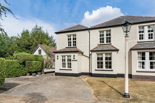 Bridge Cottage Bridge Cottage, Tadworth KT20 7HL