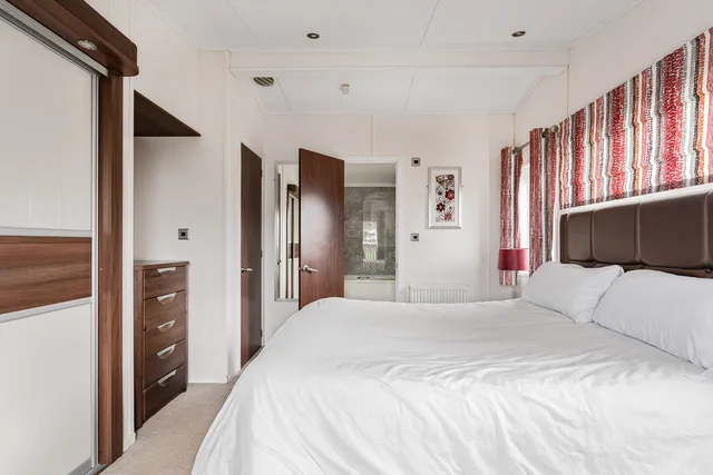 Poppy Lodge Atlantic Bay Holiday Village, Padstow PL28 8PY