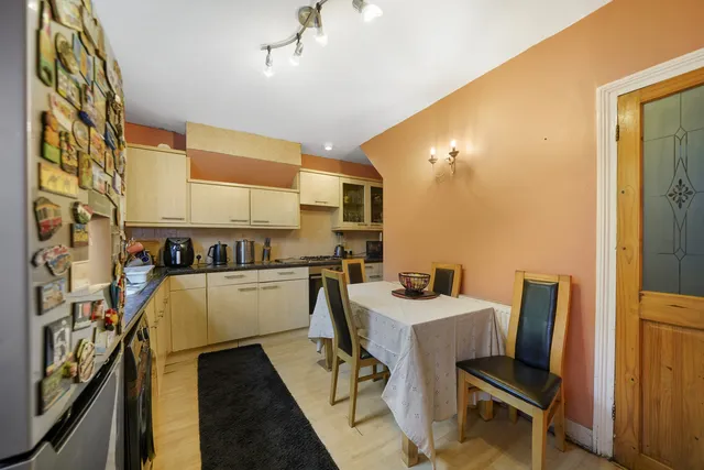 253 Forest Road, London E17 6HD