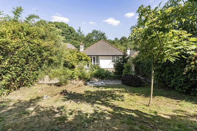 14 Blackberry Way, Truro TR1 1QX