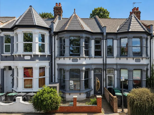 50 Dongola Road, London N17 6EE