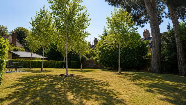 Flat 1 Pine Ridge, 97 Hitchen Hatch Lane, Sevenoaks TN13 3BE