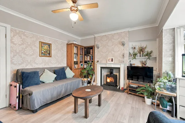26 Morley Avenue, Nottingham NG3 5FW