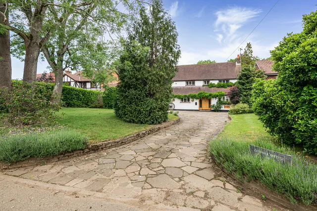 Lavender Cottage Green Lane, Kingswood KT20 6TJ
