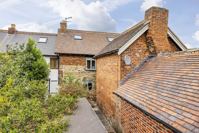 28 Church Lane, Derbyshire DE7 6BS