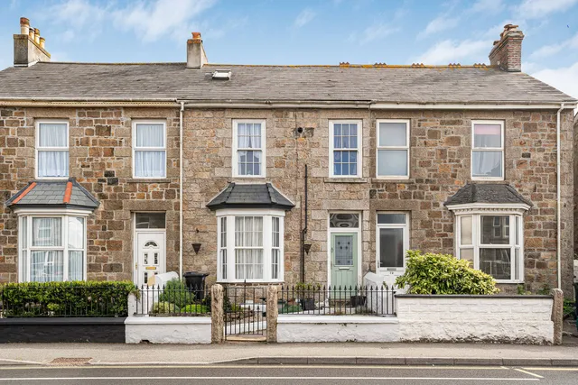 71 Agar Road, Redruth TR15 3EJ