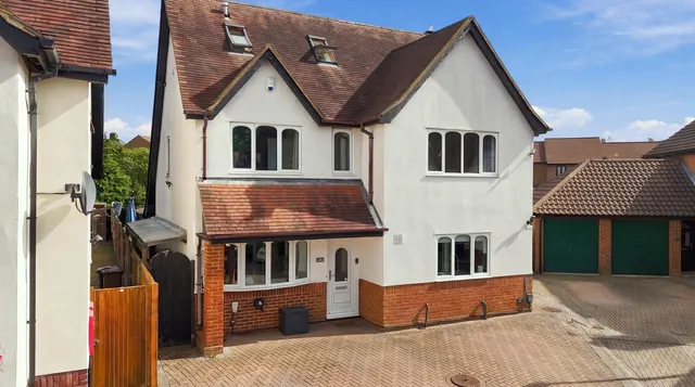15 Lancaster Close, Stevenage SG1 4RX
