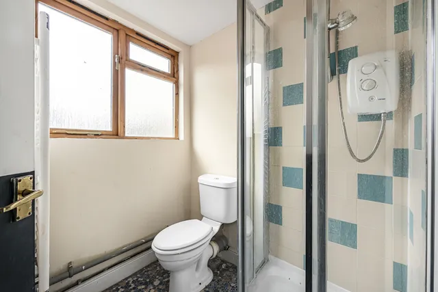 26 Edgar Road, South Croydon CR2 0NG