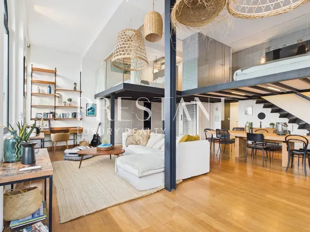 Biarritz – A Loft Oriented Towards the Ocean