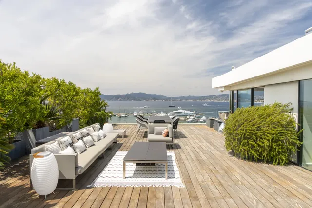 La Croisette – Penthouse with Private Pool