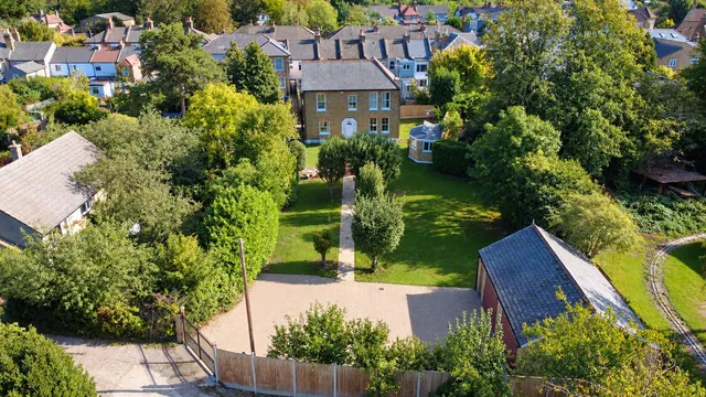 16a North Cray Road, Bexley DA5 3LZ