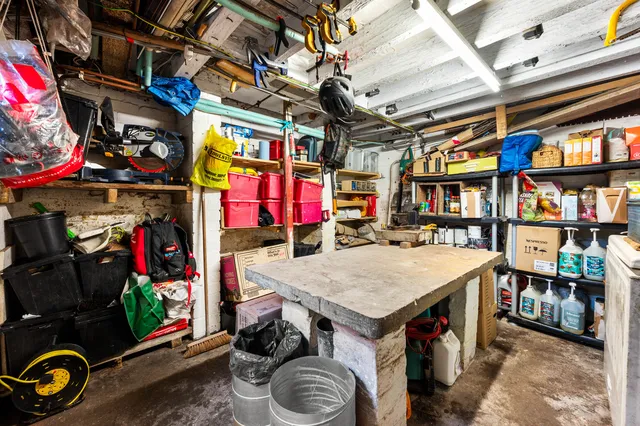 3 Hall Syke, Huddersfield HD8 8AN