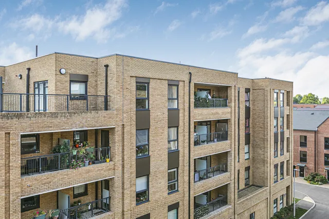 Flat 63, 190 Pointelle House London Road, Wallington SM6 7FW