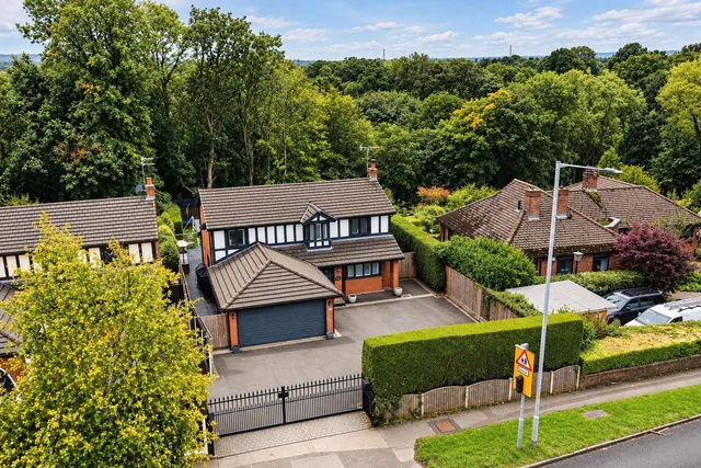 307b Stockport Road, Marple SK6 6ES