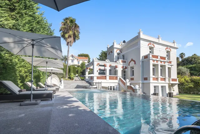 Cap d’Antibes — 1900 Villa Steps from the Sea