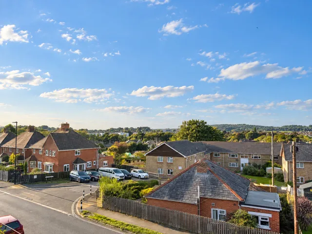 89 Whitepit Lane, Newport PO30 1NF