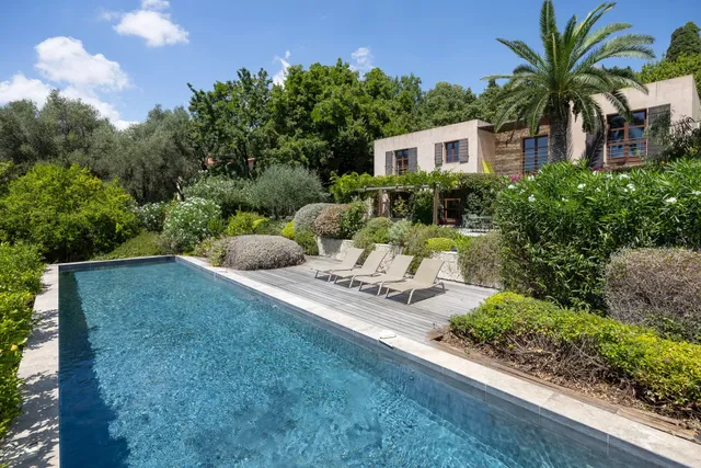 Villa in Chateauneuf Grasse, French Riviera