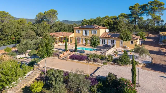 Villa in Besse Sur Issole, Provence - Var