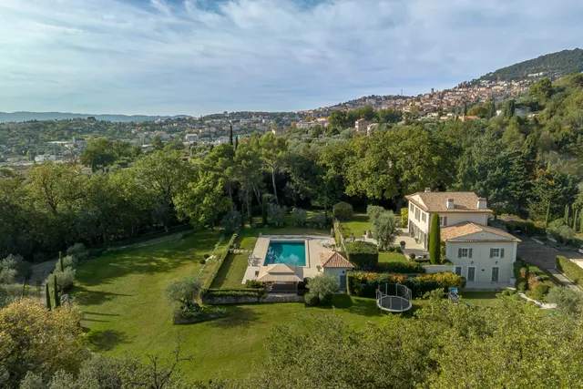 Villa in Grasse, French Riviera