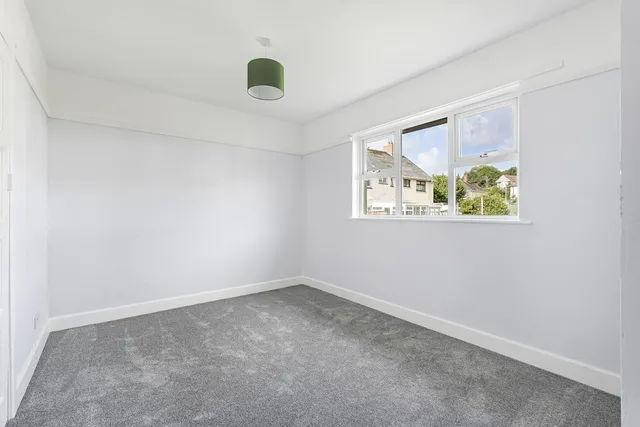 1 Penarwyn Road, Par PL24 2DT