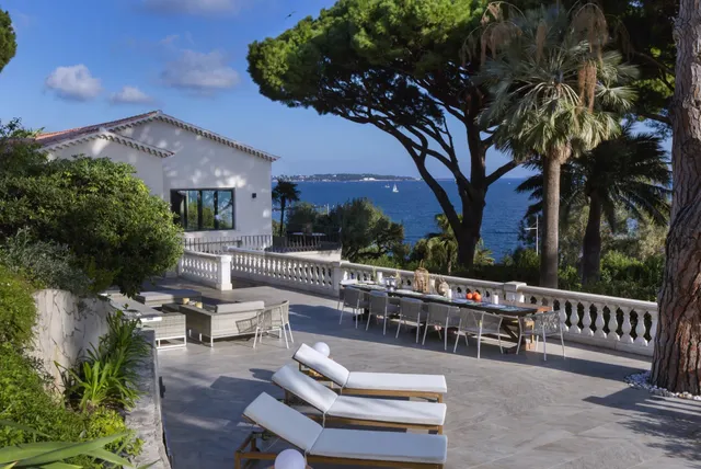 Parc Camille Amelie, next to the beaches