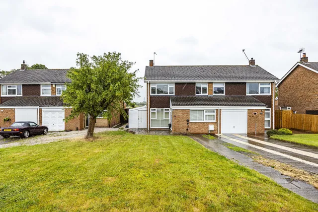 33 Nightingale Avenue, Hathern LE12 5JE