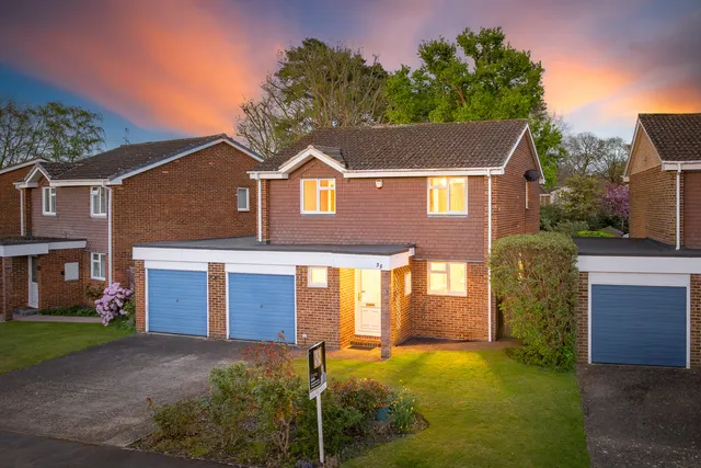 35, Martindale Road, Woking