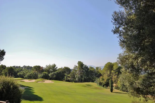 Land in Mougins, French Riviera