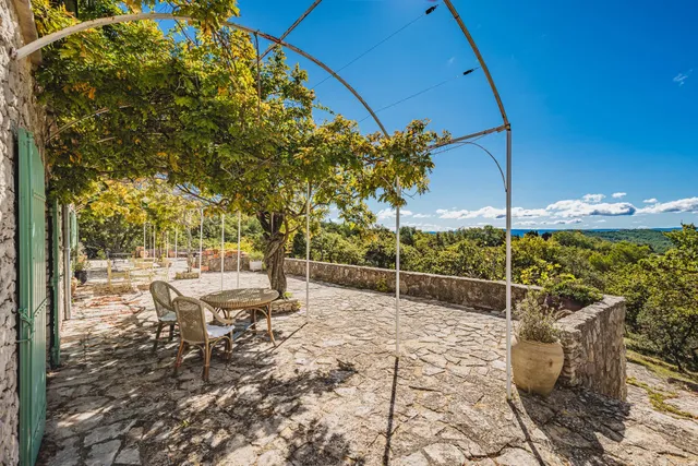 Villa in Murs, Provence - Var