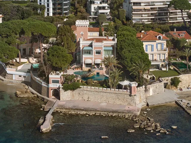 Villa in Cap D Antibes, French Riviera