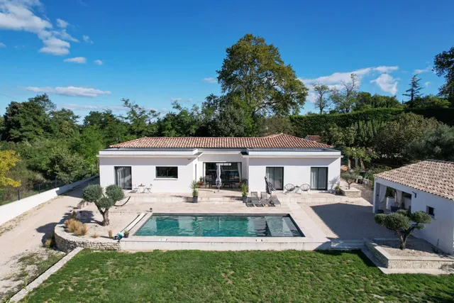 Villa in Uzes, Provence - Var