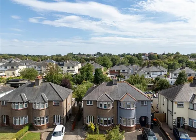17 Badminton Road, Newport NP19 7NH