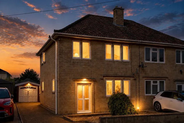 3 Clare Gardens, Bath BA2 2SD