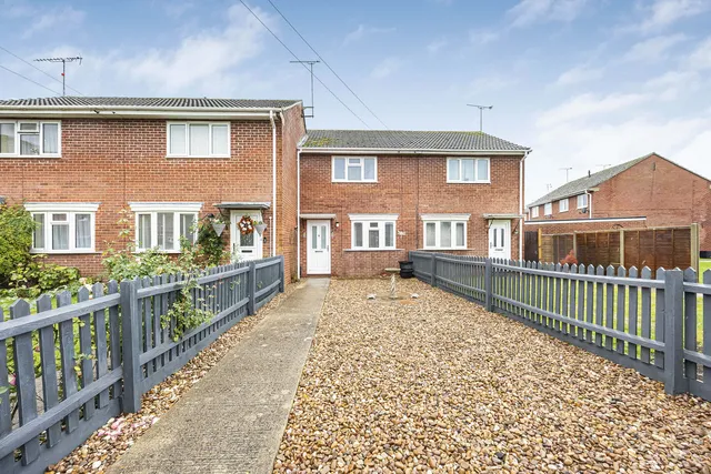 34 Pinckneys Way, Salisbury SP4 8BU