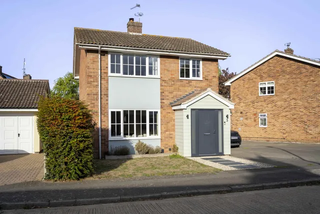 3 Church Grove Aldham, Colchester Essex CO6 3SA