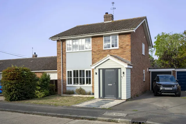 3 Church Grove Aldham, Colchester Essex CO6 3SA