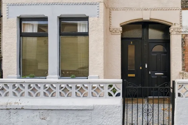 3 Parkhouse Street, London SE5 7TQ