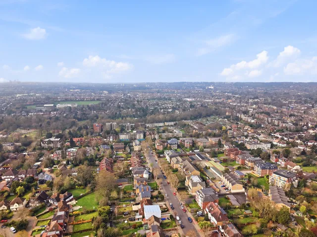 Flat 7, 5 Overbury Avenue, Beckenham BR3 6PZ