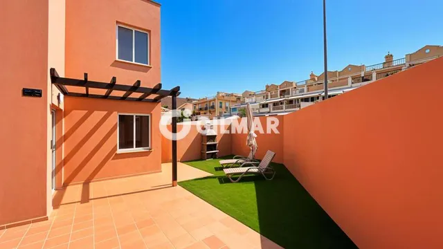 Semi-detached house in PALM-MAR, Santa Cruz de Tenerife