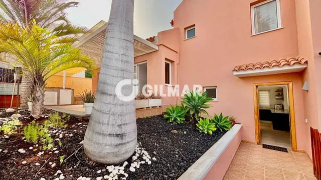 Semi-detached house in COSTA ADEJE, Santa Cruz de Tenerife