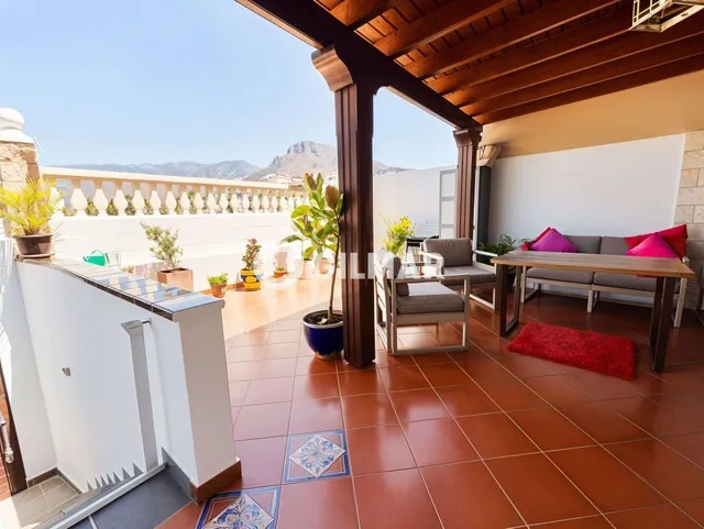 Townhouse in COSTA ADEJE, Santa Cruz de Tenerife