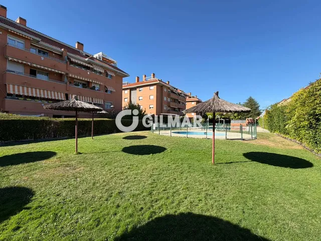 Ground floor apartment in BOADILLA DEL MONTE, Madrid