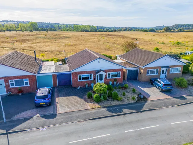 4 Berkeley Crescent, Stourport-on-severn DY13 0HJ