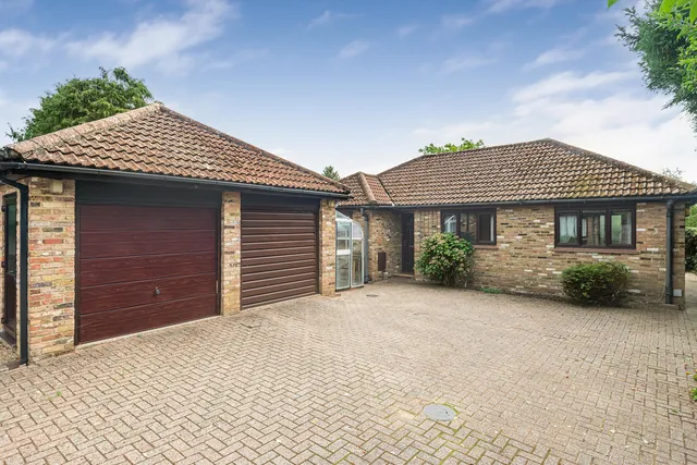 3 Fairview Drive, Watford WD17 4ST